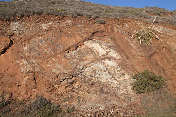 Exposed_Rock_Wall